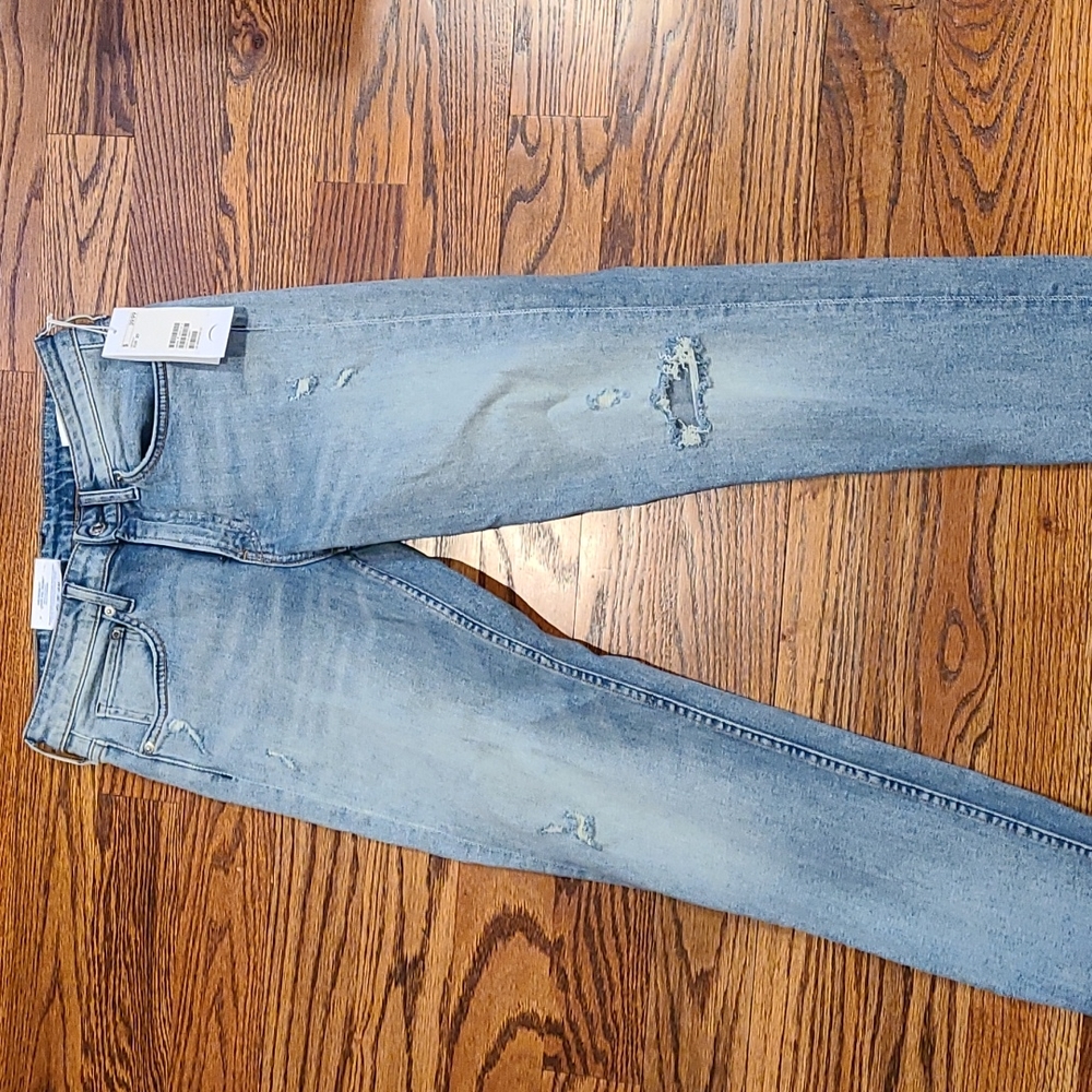 Girlfriend jeans